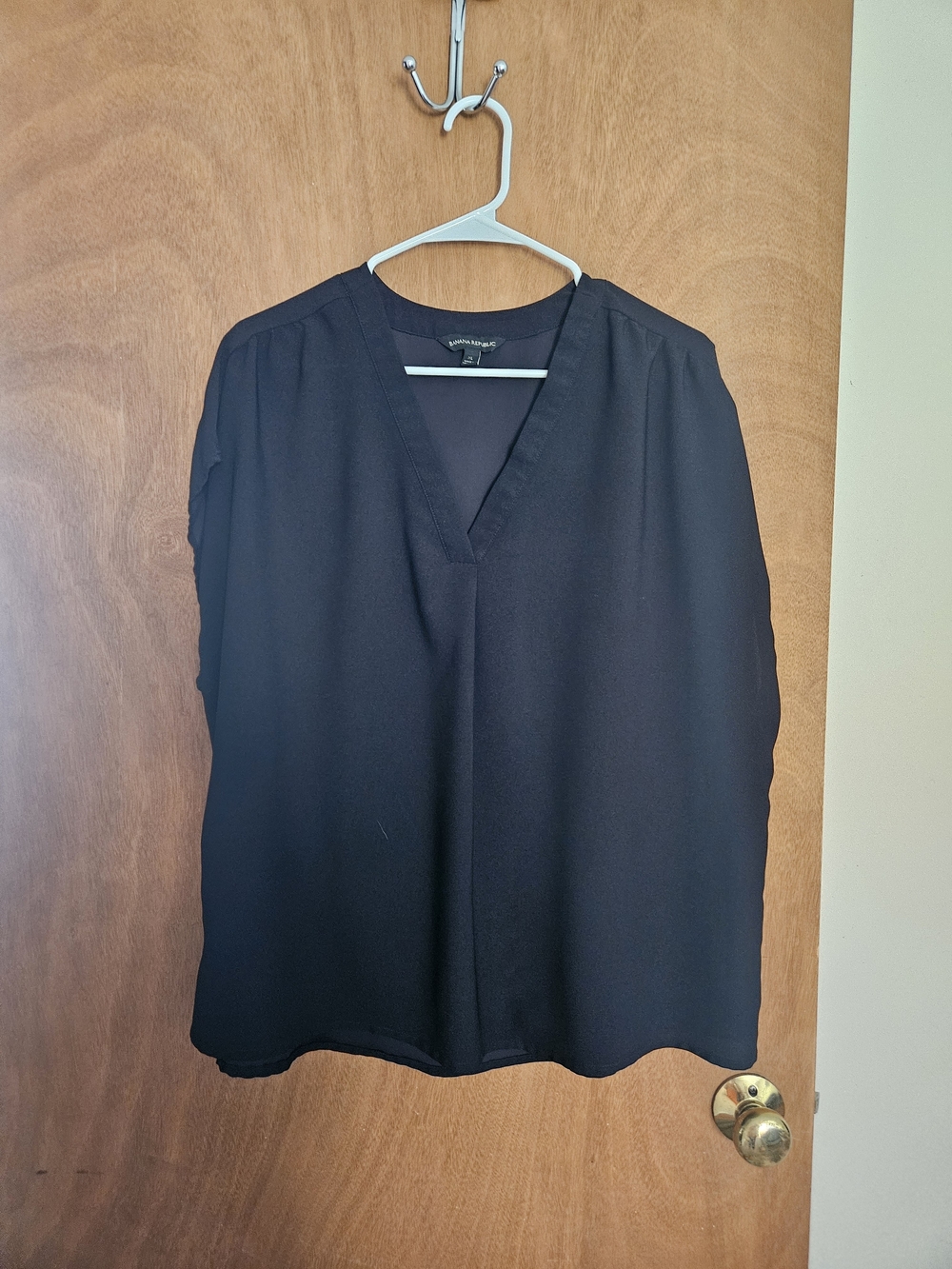 Banana Republic Black V-Neck Short Sleeve Blouse